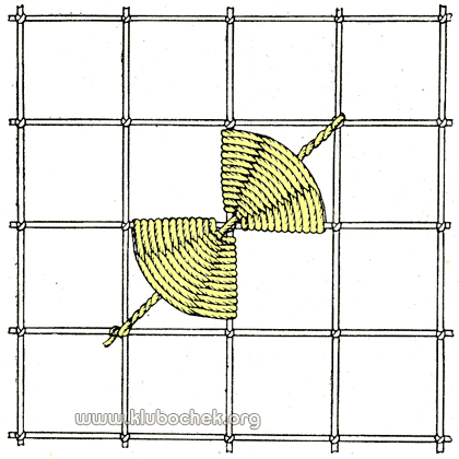 Фигурка из двух грибков